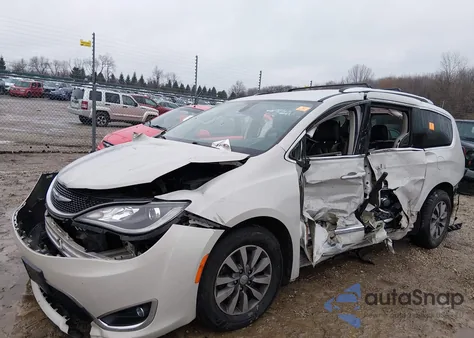 2020 Chrysler Pacifica Touring L Plus from USA, damaged, VIN 2C4RC1EG8LR109360